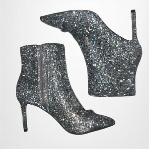 New In Box INC International Concepts IGNACIA Pewter Sequin/Crystal Bootie 8M